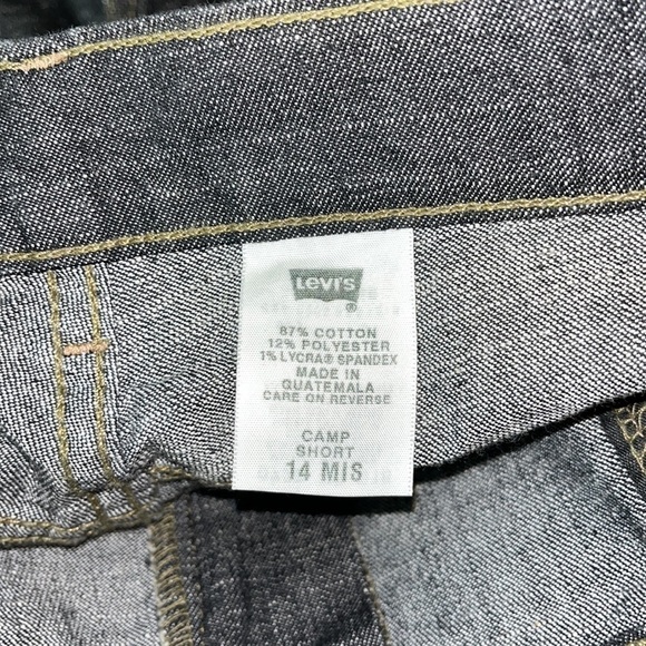 Levi's Blue Jean Camp Shorts Pockets & Stretch Medium Wash Denim Misses Size 14 - Picture 6 of 8